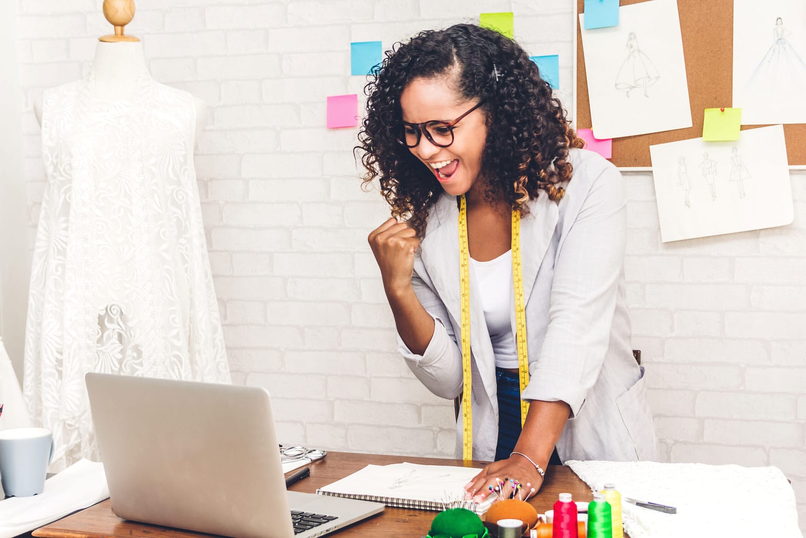 ithinkie woman getting approved for a credit card with a high credit limit